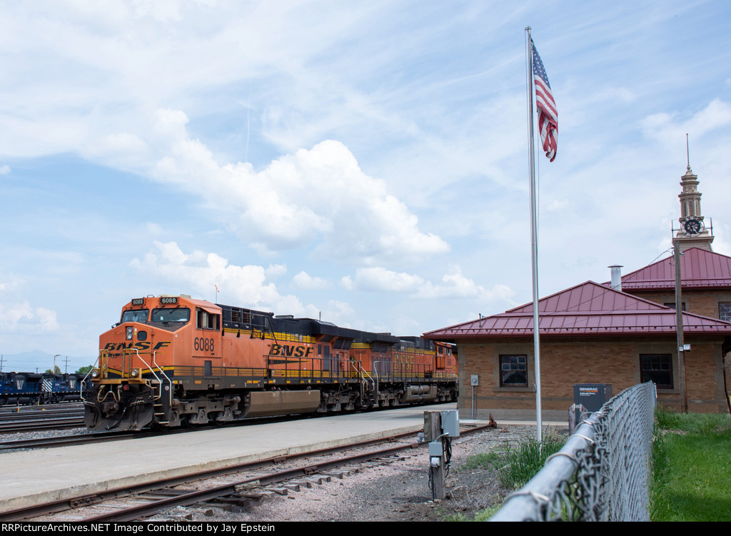 BNSF and Old Glory